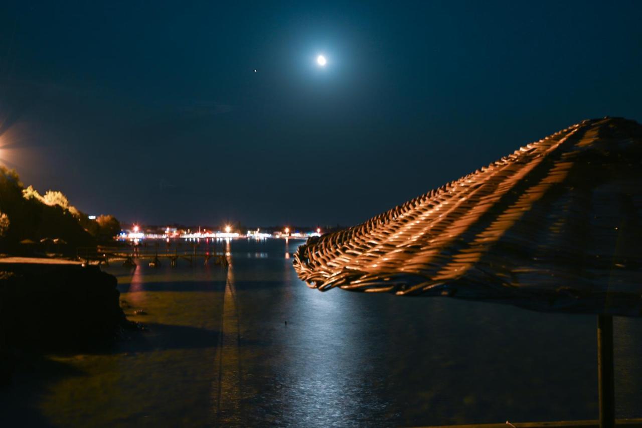 Assos Nazan Motel Restoran Beach Sokakagzi ภายนอก รูปภาพ
